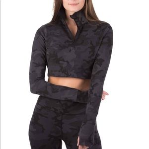 p’tula stealth crop